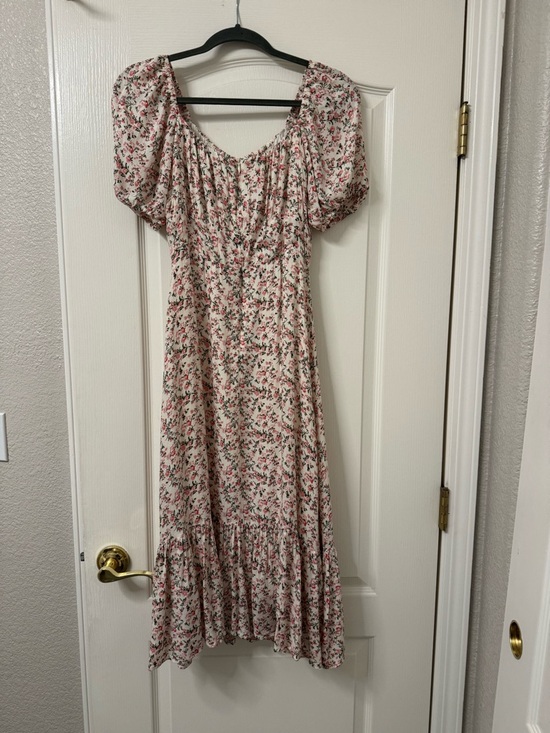 Lulus Floral Puff-Sleeve Midi Dress in Cream and Pink - Picture 3 of 6
